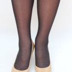 黒×ベージュパンプス